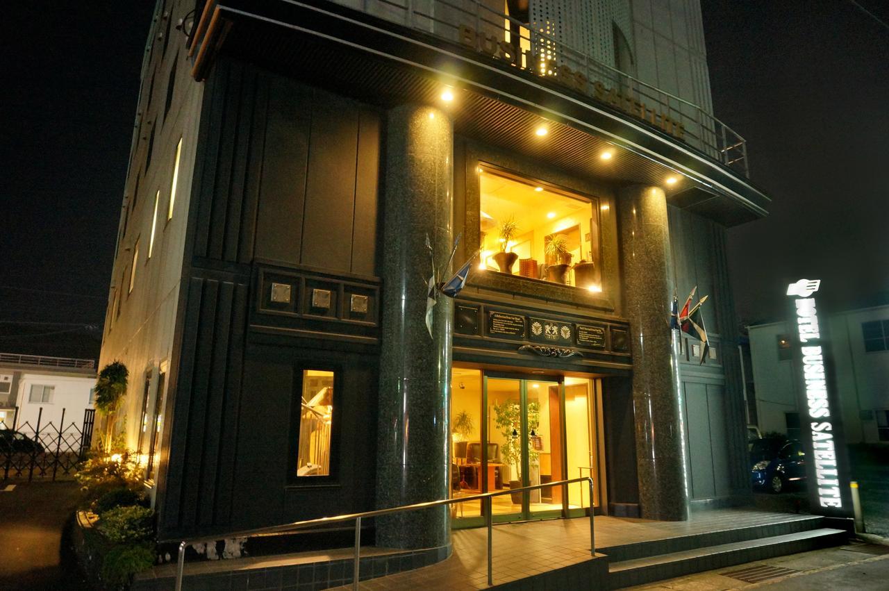 Hotel Satellite Satsumasendai Bagian luar foto