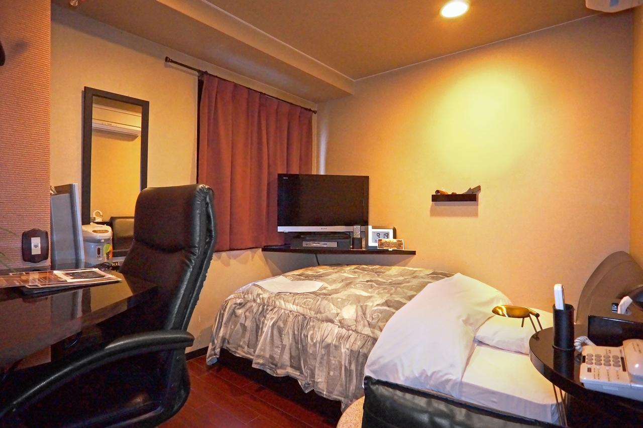 Hotel Satellite Satsumasendai Bagian luar foto