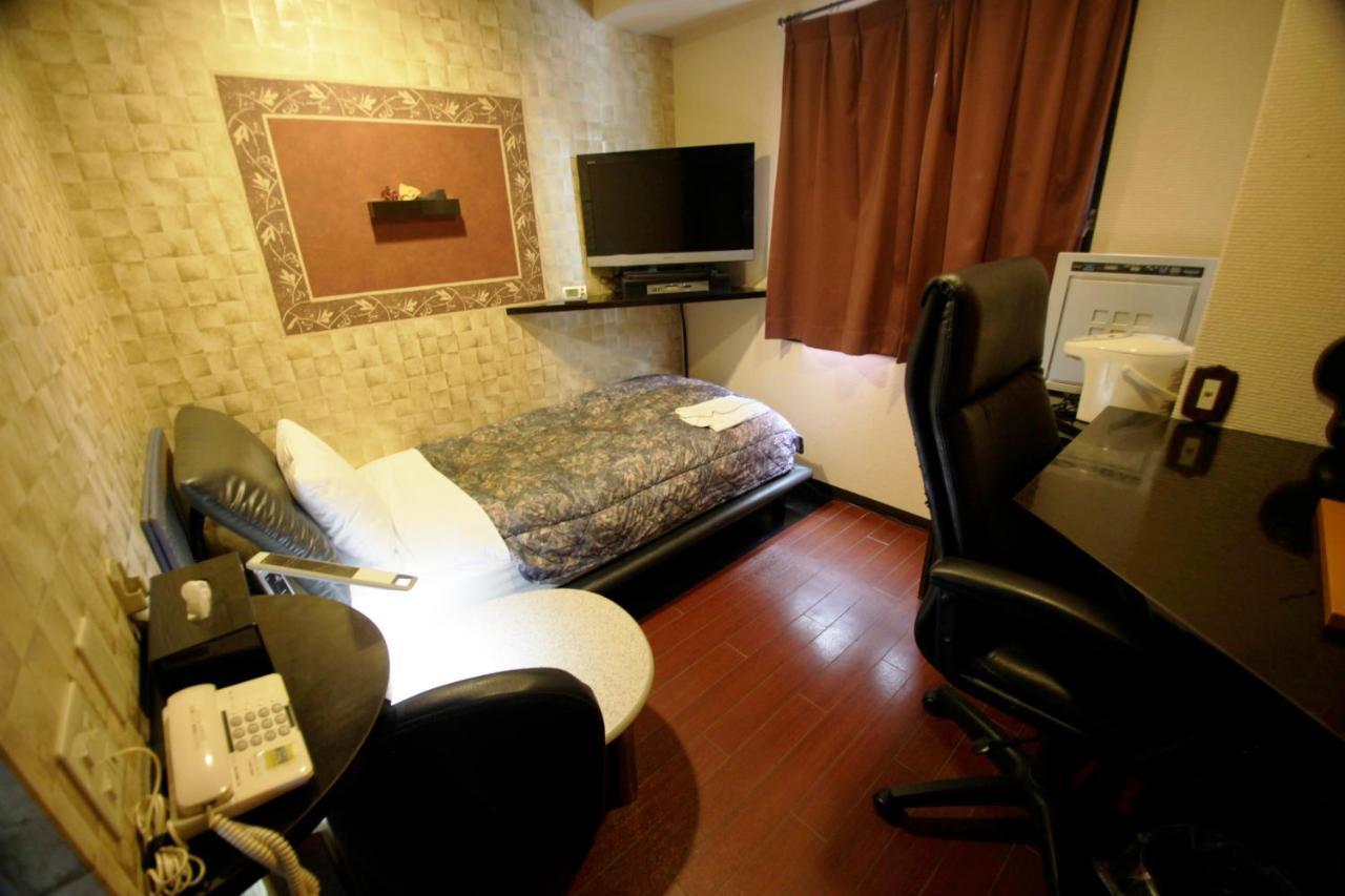 Hotel Satellite Satsumasendai Bagian luar foto
